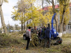 Сотрудники муниципалитета вышли на уборку общественных пространств Волгодонска 